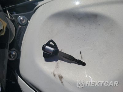 Zdjęcie 8 z 10 samochodu: 2011 SUZUKI GSX-R600 VIN:JS1GN7FA2B2102863 - miniatura
