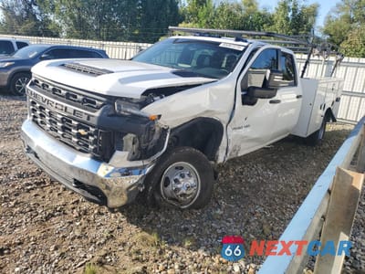 2022 CHEVROLET SILVERADO C3500 1GB4WRE72NF321590 - główne zdjęcie licytacji z USA - miniatura