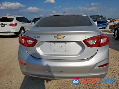 Zdjęcie 6 z 12 samochodu: 2019 CHEVROLET CRUZE LT VIN:1G1BE5SM4K7115596 - miniatura
