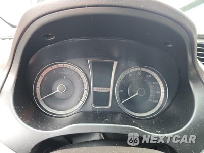 Zdjęcie 9 z 12 samochodu: 2013 HYUNDAI AZERA GLS VIN:KMHFH4JG4DA262377 - miniatura