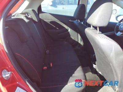 Zdjęcie 10 z 12 samochodu: 2013 MAZDA MAZDA2 VIN:JM1DE1LY7D0158559 - miniatura