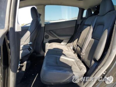 Zdjęcie 11 z 13 samochodu: 2024 TESLA Y VIN:7SAYGDEEXRF070889 - miniatura