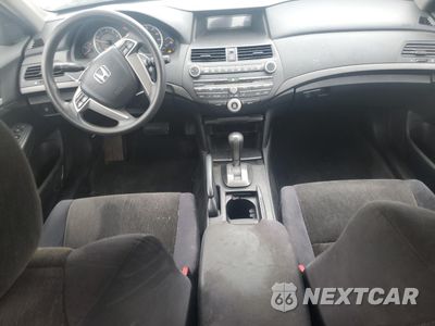 Zdjęcie 8 z 14 samochodu: 2009 HONDA ACCORD LX VIN:1HGCP26339A167712 - miniatura