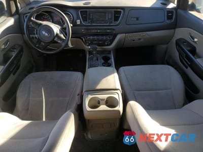 Zdjęcie 8 z 12 samochodu: 2017 KIA SEDONA LX VIN:KNDMB5C13H6306888 - miniatura