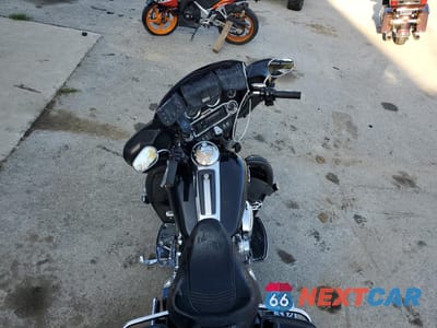 Zdjęcie 6 z 10 samochodu: 2009 HARLEY-DAVIDSON FLHTCU VIN:1HD1FC4119Y604774 - miniatura