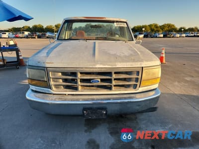 Piąte zdjęcie samochodu w środku: 1992 FORD F150 VIN:1FTEF15N7NNA47891 - miniatura