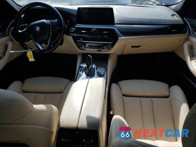 Zdjęcie 8 z 12 samochodu: 2019 BMW 530E VIN:WBAJA9C54KB389419 - miniatura