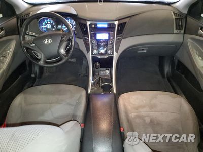 Zdjęcie 8 z 12 samochodu: 2013 HYUNDAI SONATA GLS VIN:5NPEB4AC4DH698010 - miniatura