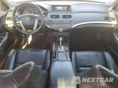 Zdjęcie 8 z 12 samochodu: 2008 HONDA ACCORD EXL VIN:1HGCP36838A055816 - miniatura