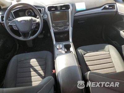 Zdjęcie 8 z 12 samochodu: 2020 FORD FUSION SE VIN:3FA6P0LU4LR263753 - miniatura