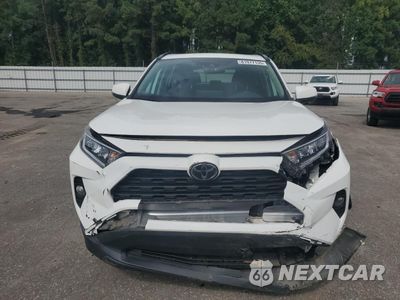 Piąte zdjęcie samochodu w środku: 2021 TOYOTA RAV4 XLE VIN:2T3P1RFV6MC207532 - miniatura