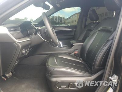 Zdjęcie 7 z 12 samochodu: 2024 JEEP GRAND CHEROKEE L LIMITED VIN:1C4RJKBGXR8531098 - miniatura