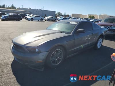 2010 FORD MUSTANG 1ZVBP8AN1A5166798 - główne zdjęcie licytacji z USA - miniatura