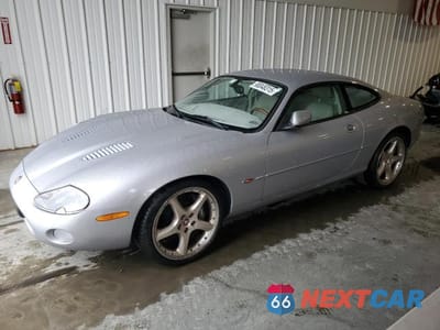 2001 JAGUAR XKR SAJDA41B21PA12122 - główne zdjęcie licytacji z USA - miniatura