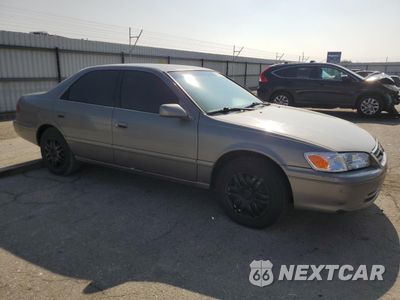 Czwarte zdjęcie samochodu z boku: 2001 TOYOTA CAMRY LE VIN:4T1BF22K71U127853 - miniatura