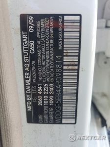 Zdjęcie 12 z 14 samochodu: 2010 MERCEDES-BENZ C 300 VIN:WDDGF5EB4AR098814 - miniatura