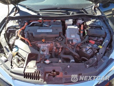 Zdjęcie 11 z 14 samochodu: 2017 HONDA ACCORD TOURING HYBRID VIN:JHMCR6F75HC030002 - miniatura