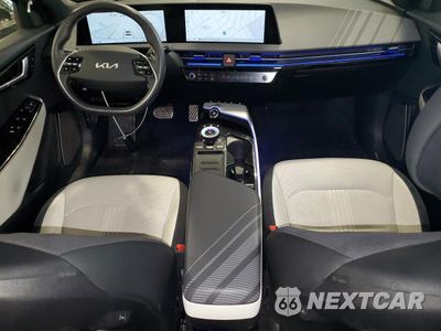 Zdjęcie 8 z 13 samochodu: 2023 KIA EV6 GT LINE VIN:KNDC4DLC7P5109602 - miniatura