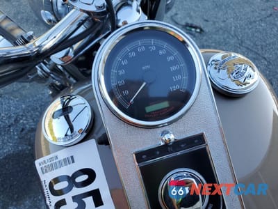 Zdjęcie 7 z 8 samochodu: 2004 HARLEY-DAVIDSON FLSTCI VIN:1HD1BWB124Y053604 - miniatura