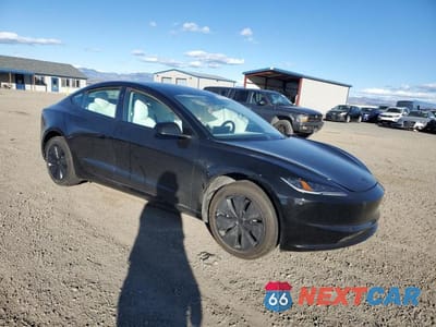 Czwarte zdjęcie samochodu z boku: 2025 TESLA MODEL 3 VIN:5YJ3E1EB7SF078939 - miniatura