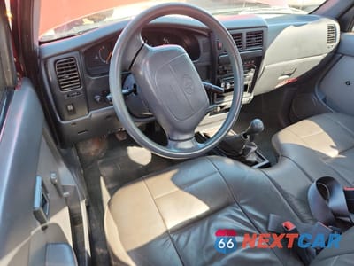 Zdjęcie 8 z 12 samochodu: 1996 TOYOTA TACOMA VIN:4TAPM62N6TZ141018 - miniatura