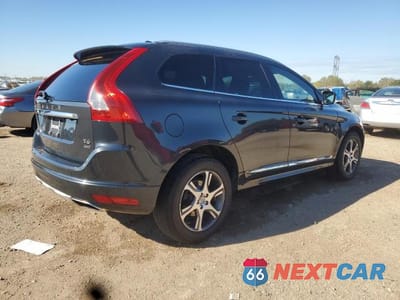 Trzecie zdjęcie samochodu z tyłu: 2014 VOLVO XC60 T6 VIN:YV4902DZ0E2556216 - miniatura