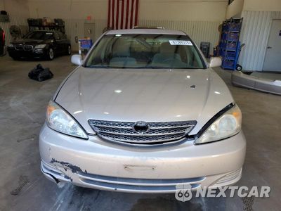 Piąte zdjęcie samochodu w środku: 2003 TOYOTA CAMRY LE VIN:4T1BE32K93U655373 - miniatura