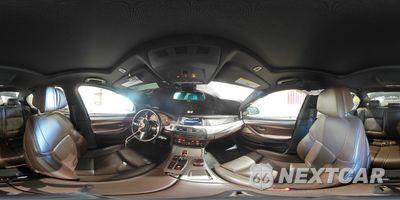Zdjęcie 14 z 14 samochodu: 2015 BMW 550 XI VIN:WBAKP9C5XFD980092 - miniatura
