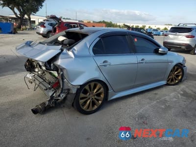 Trzecie zdjęcie samochodu z tyłu: 2016 MITSUBISHI LANCER GT VIN:JA32U8FW5GU012833 - miniatura