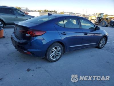 Trzecie zdjęcie samochodu z tyłu: 2020 HYUNDAI ELANTRA SEL VIN:5NPD84LF0LH523365 - miniatura