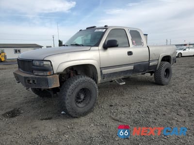 2000 CHEVROLET SILVERADO K1500 1GCEK19T0YE170473 - główne zdjęcie licytacji z USA - miniatura