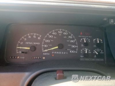 Zdjęcie 9 z 14 samochodu: 1999 CHEVROLET GMT-400 C1500 VIN:1GCEC19R6XR128964 - miniatura