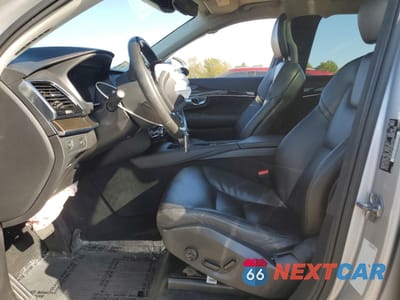 Zdjęcie 7 z 14 samochodu: 2018 VOLVO XC90 T6 VIN:YV4A22PKXJ1218022 - miniatura