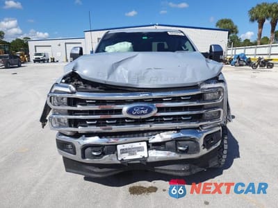 Piąte zdjęcie samochodu w środku: 2024 FORD F250 SUPER DUTY VIN:1FT8W2BT0RED48174 - miniatura