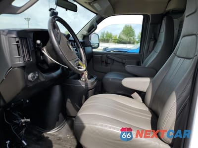Zdjęcie 7 z 13 samochodu: 2022 CHEVROLET EXPRESS G2500 VIN:1GCWGBF73N1287003 - miniatura