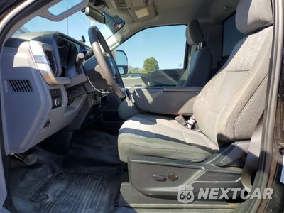 Zdjęcie 7 z 13 samochodu: 2023 FORD F350 SUPER DUTY VIN:1FTRF3BT2PEE07751 - miniatura
