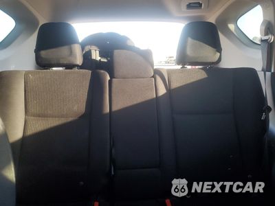 Zdjęcie 10 z 16 samochodu: 2017 TOYOTA RAV4 LE VIN:JTMZFREV9HJ143808 - miniatura