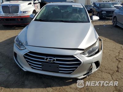Piąte zdjęcie samochodu w środku: 2017 HYUNDAI ELANTRA SE VIN:5NPD74LF3HH206755 - miniatura