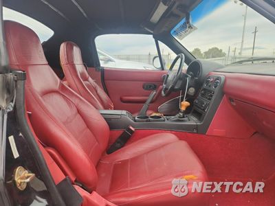 Zdjęcie 10 z 14 samochodu: 1993 MAZDA MX-5 MIATA VIN:JM1NA3515P1414031 - miniatura