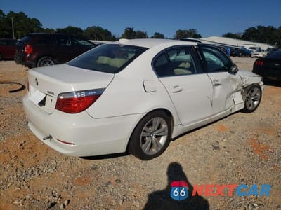 Trzecie zdjęcie samochodu z tyłu: 2010 BMW 528 I VIN:WBANU5C59AC125980 - miniatura