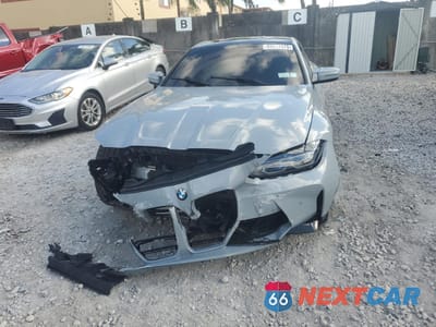 Piąte zdjęcie samochodu w środku: 2021 BMW M4 COMPETITION VIN:WBS33AZ00MCH56215 - miniatura