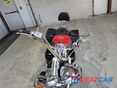 Piąte zdjęcie samochodu w środku: 2005 SUZUKI C50 VIN:JS1VS55A052108106 - miniatura