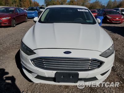 Piąte zdjęcie samochodu w środku: 2017 FORD FUSION SE HYBRID VIN:3FA6P0LU9HR384897 - miniatura