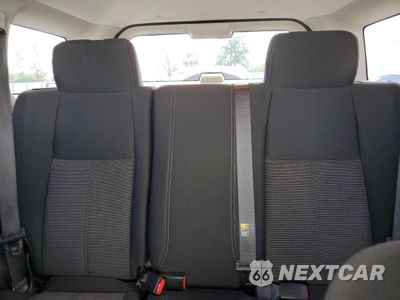 Zdjęcie 10 z 13 samochodu: 2006 HUMMER H3 VIN:5GTDN136468318280 - miniatura