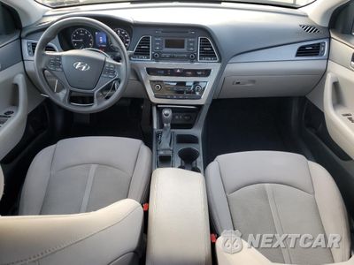 Zdjęcie 8 z 12 samochodu: 2015 HYUNDAI SONATA SE VIN:5NPE24AF1FH007593 - miniatura