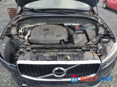 Zdjęcie 12 z 15 samochodu: 2021 VOLVO XC60 T6 MOMENTUM VIN:LYVA22RKXMB873049 - miniatura