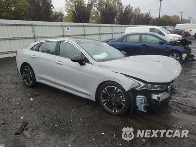 Czwarte zdjęcie samochodu z boku: 2023 KIA K5 GT LINE VIN:5XXG64J22PG216025 - miniatura