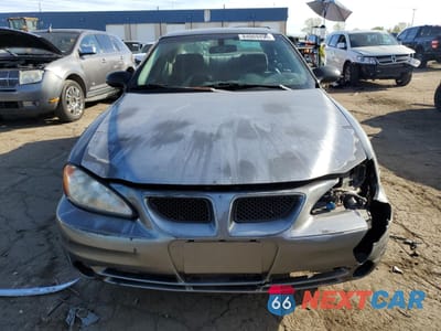 Piąte zdjęcie samochodu w środku: 2003 PONTIAC GRAND AM SE1 VIN:1G2NF52E43C263853 - miniatura