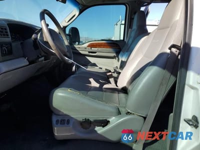 Zdjęcie 7 z 11 samochodu: 2004 FORD F350 SUPER VIN:1FTWW32P94EB65476 - miniatura