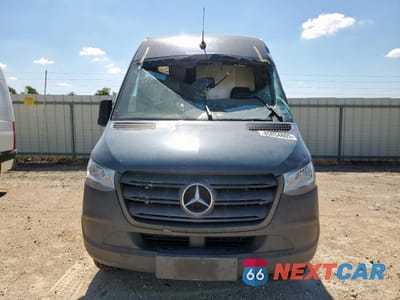 Piąte zdjęcie samochodu w środku: 2019 MERCEDES-BENZ SPRINTER 2500/3500 VIN:WD4PF0CD1KP046853 - miniatura
